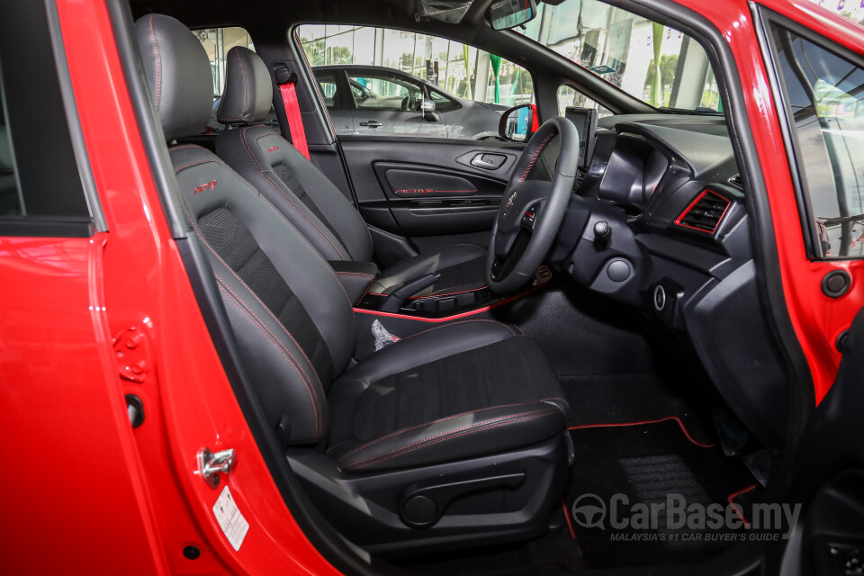 Proton Iriz P2-30A MC2 (2021) Interior