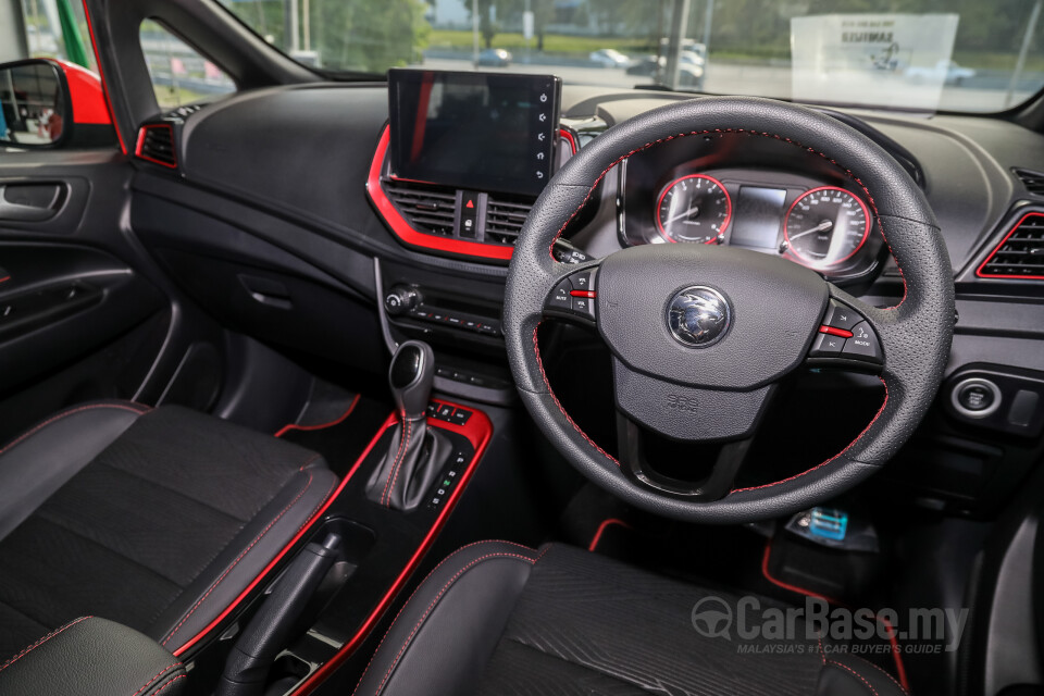 Proton Iriz P2-30A MC2 (2021) Interior