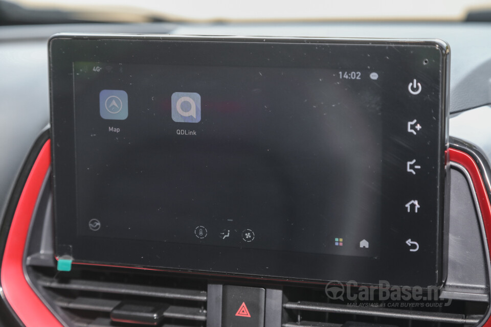 Proton Iriz P2-30A MC2 (2021) Interior