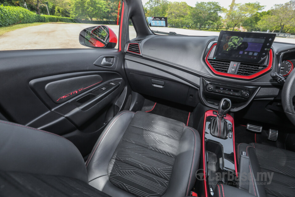 Proton Iriz P2-30A MC2 (2021) Interior