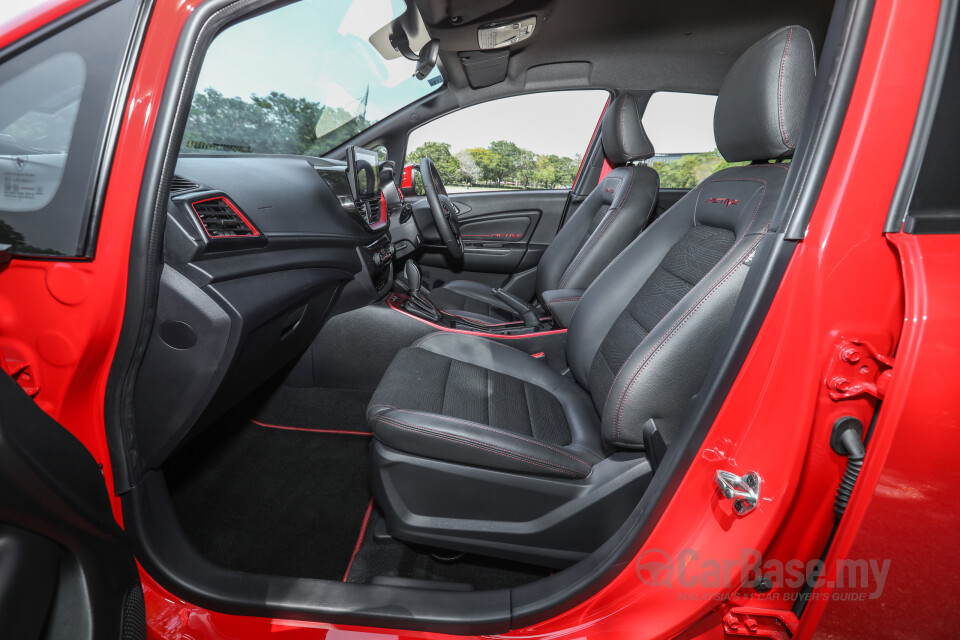 Proton Iriz P2-30A MC2 (2021) Interior
