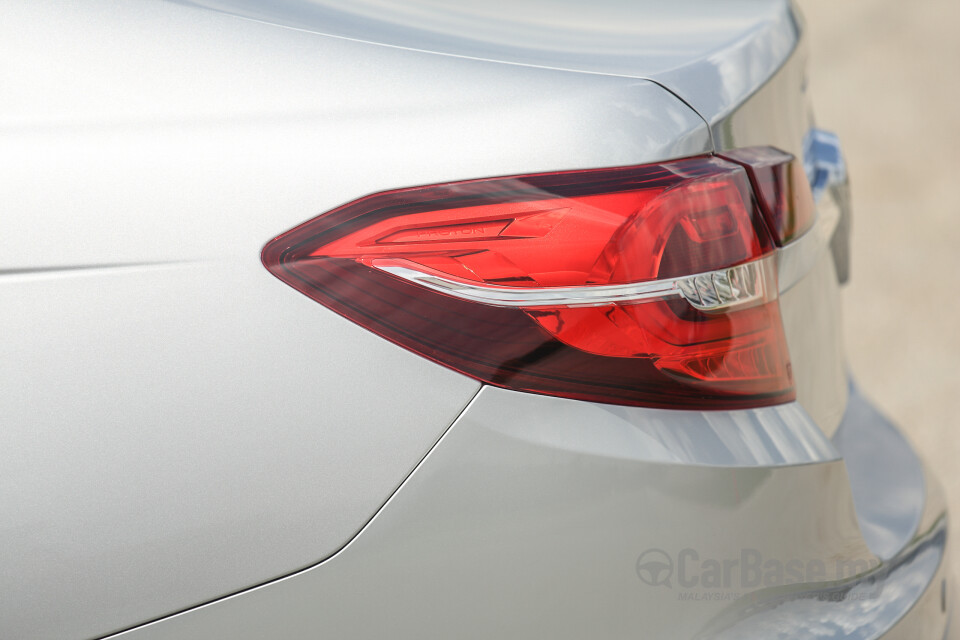 Nissan Grand Livina L11 Facelift (2013) Exterior