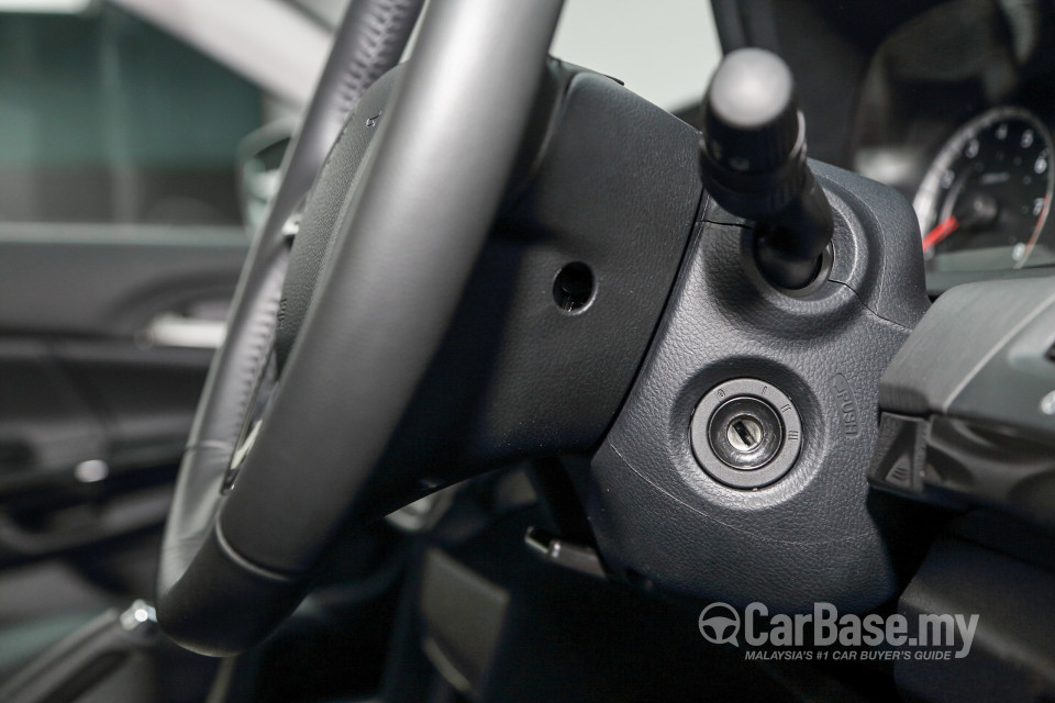 Proton Perdana P4-90B (2016) Interior