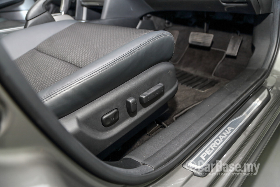 Proton Perdana P4-90B (2016) Interior