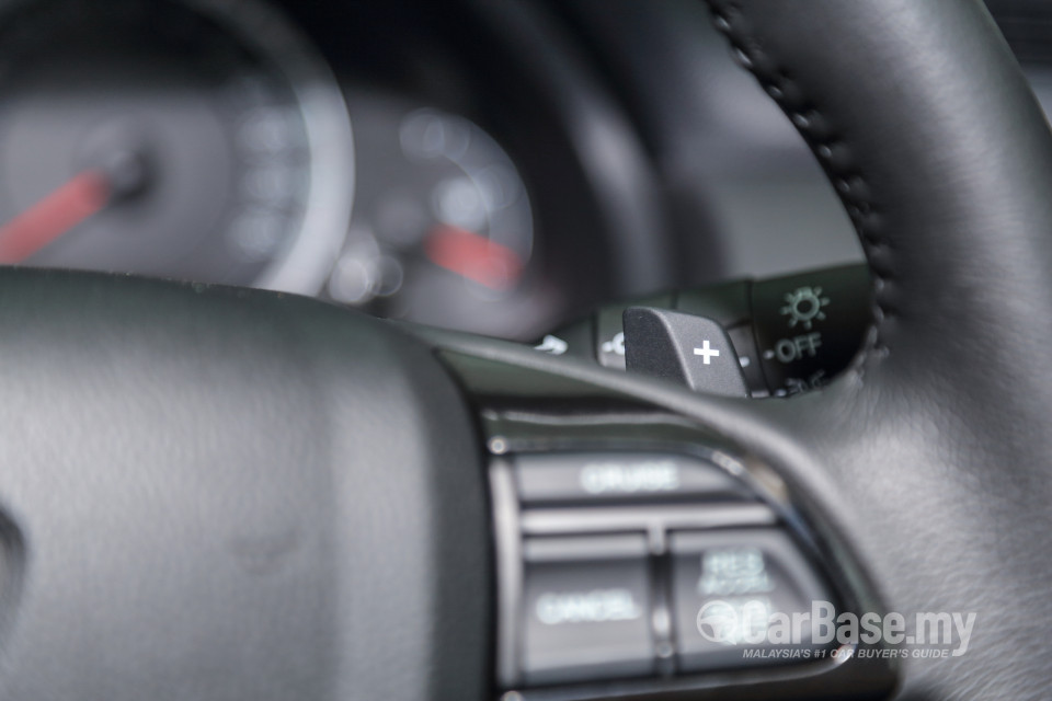 Proton Perdana P4-90B (2016) Interior