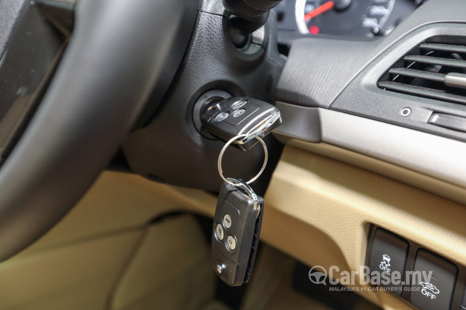 Proton Perdana P4-90B (2016) Interior