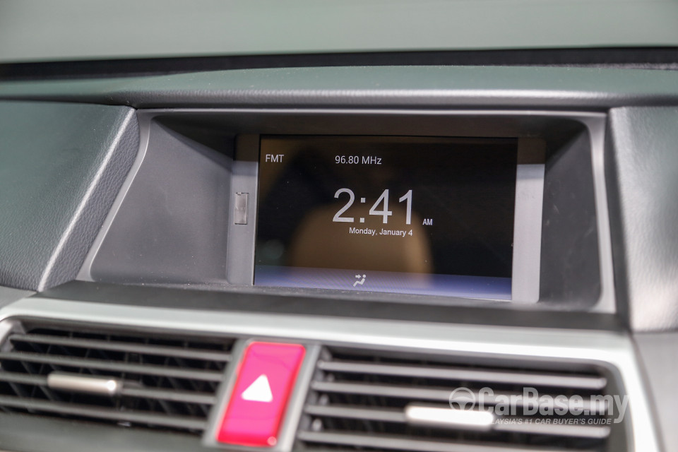 Proton Perdana P4-90B (2016) Interior