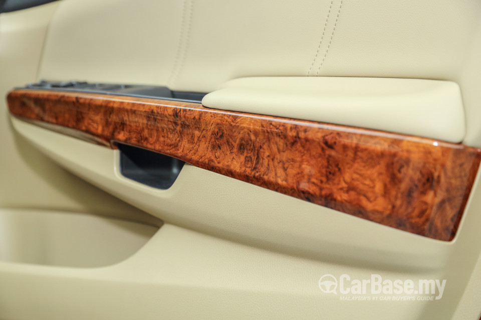 Proton Perdana P4-90B (2016) Interior