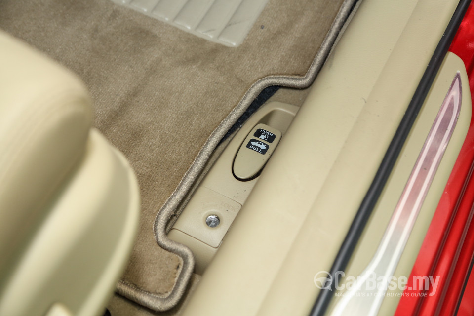 Proton Perdana P4-90B (2016) Interior