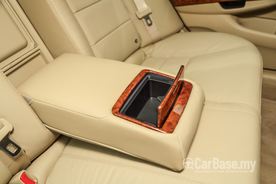 Proton Perdana P4-90B (2016) Interior