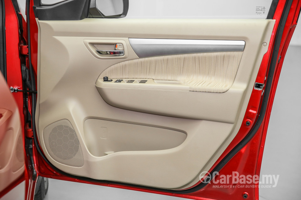 Proton Ertiga P6-90A (2016) Interior