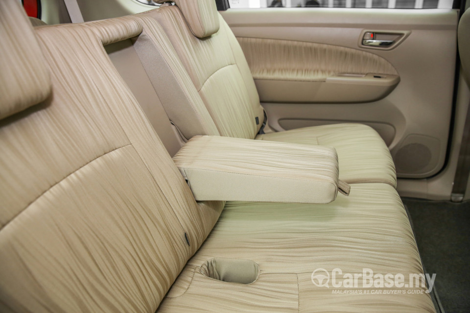 Proton Ertiga P6-90A (2016) Interior