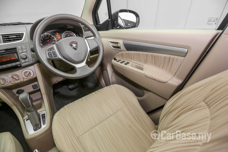Proton Ertiga P6-90A (2016) Interior