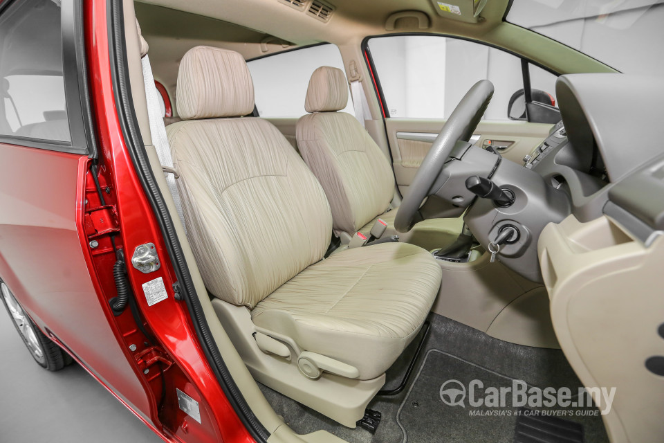 Proton Ertiga P6-90A (2016) Interior