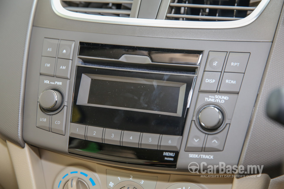 Proton Ertiga P6-90A (2016) Interior