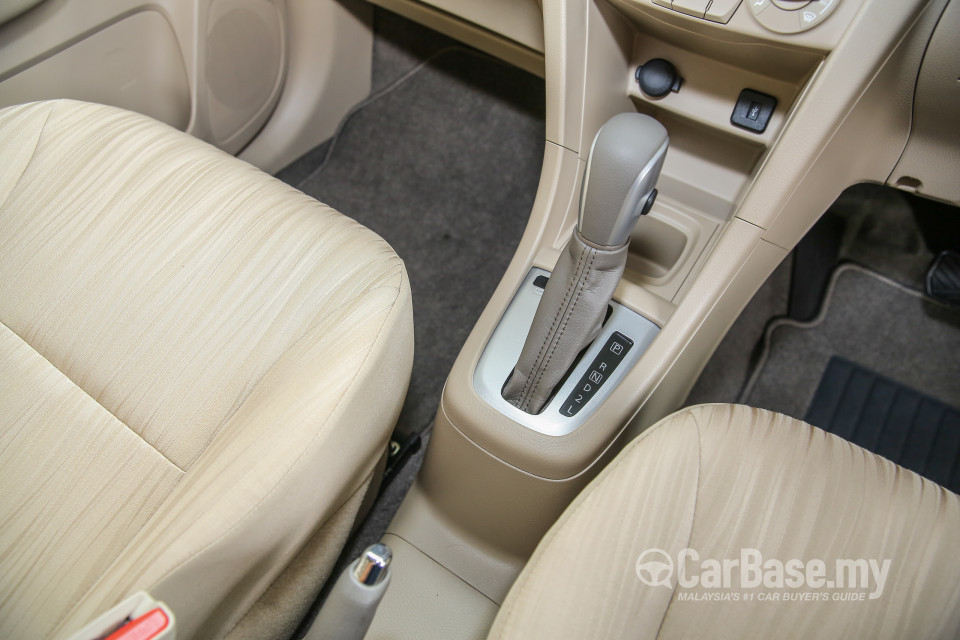 Proton Ertiga P6-90A (2016) Interior
