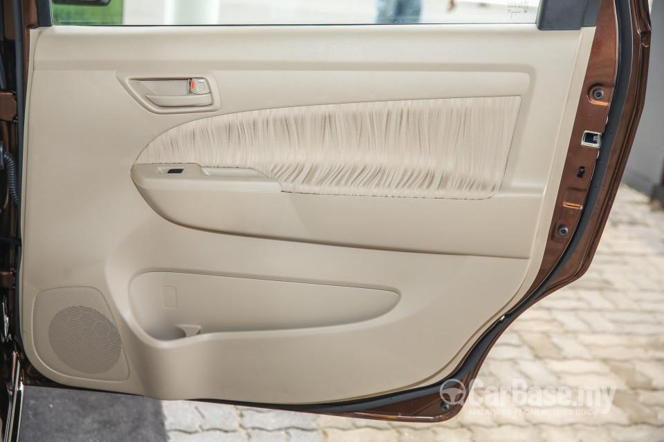 Proton Ertiga P6-90A (2016) Interior