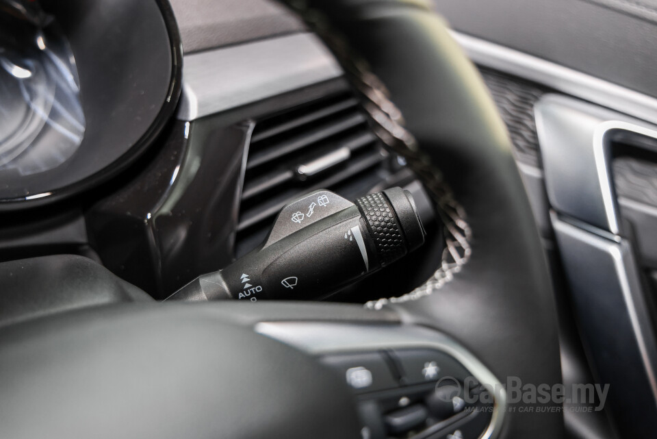 Proton X70 P7-90A MC3 (2026) Interior