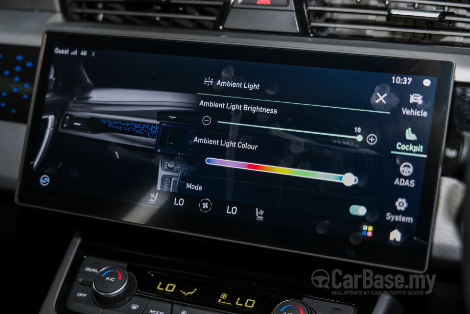 Proton X70 P7-90A MC3 (2026) Interior