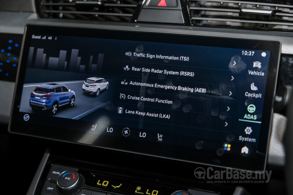 Proton X70 P7-90A MC3 (2026) Interior