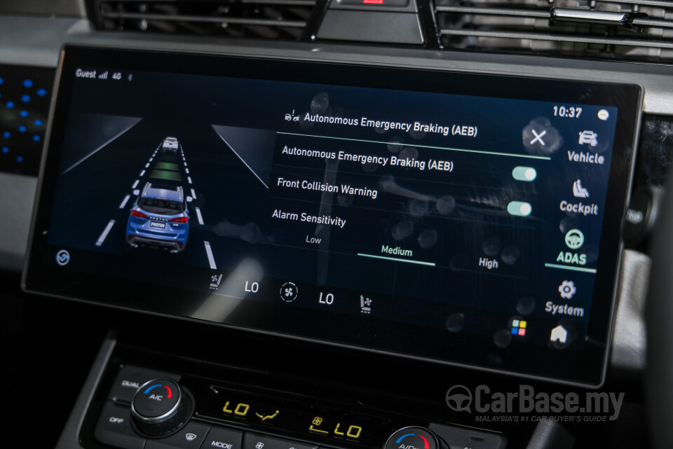 Proton X70 P7-90A MC3 (2026) Interior