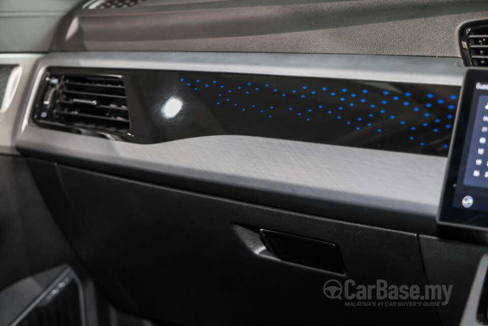 Proton X70 P7-90A MC3 (2026) Interior