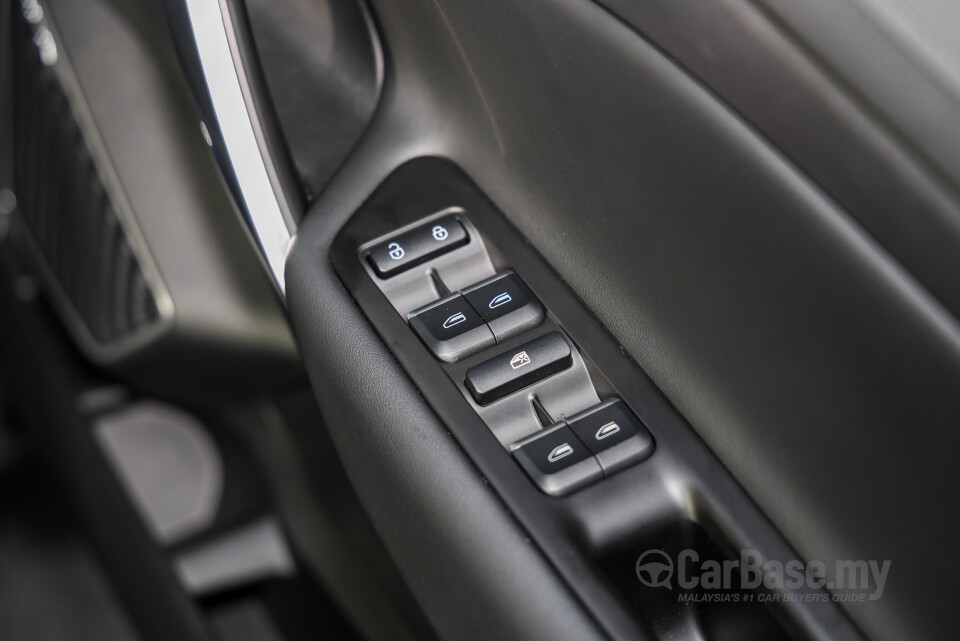 Proton X70 P7-90A MC3 (2026) Interior