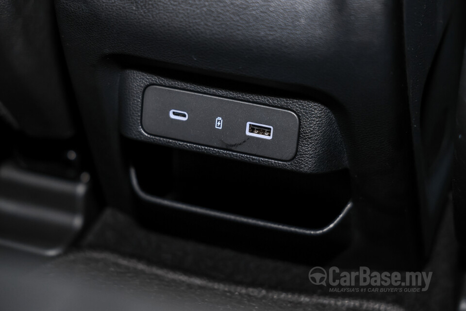 Proton X70 P7-90A MC3 (2026) Interior