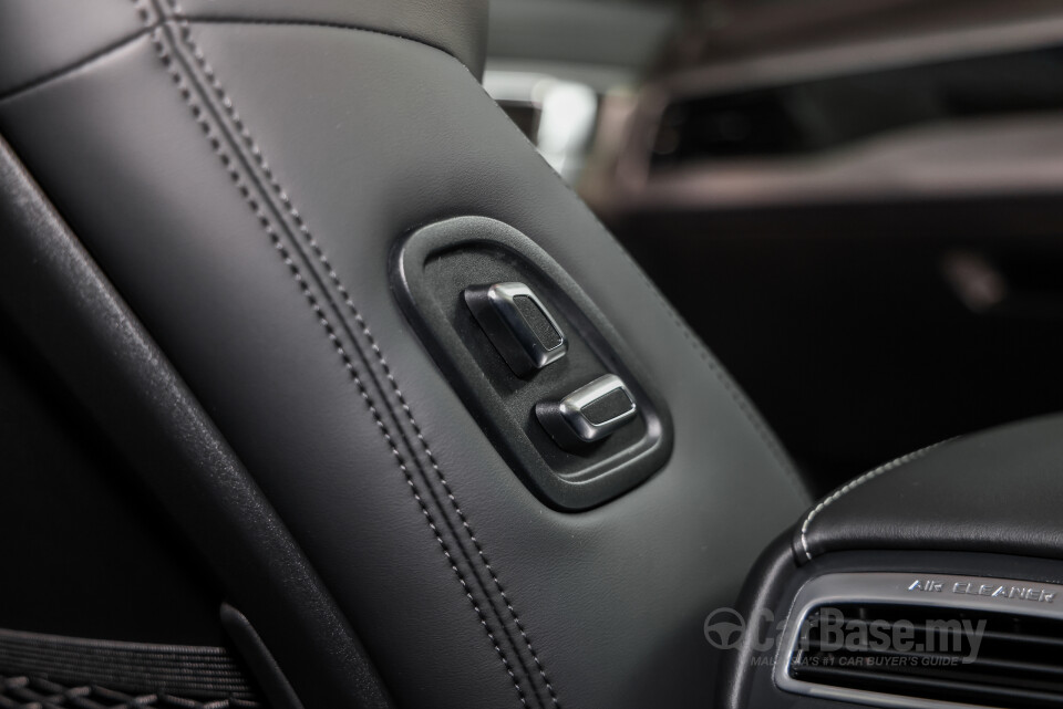Proton X70 P7-90A MC3 (2026) Interior