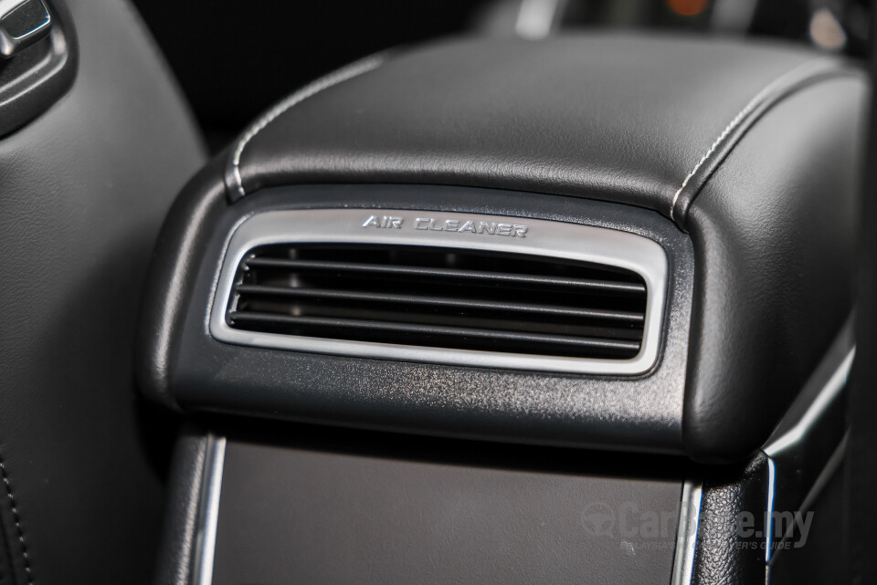 Proton X70 P7-90A MC3 (2026) Interior