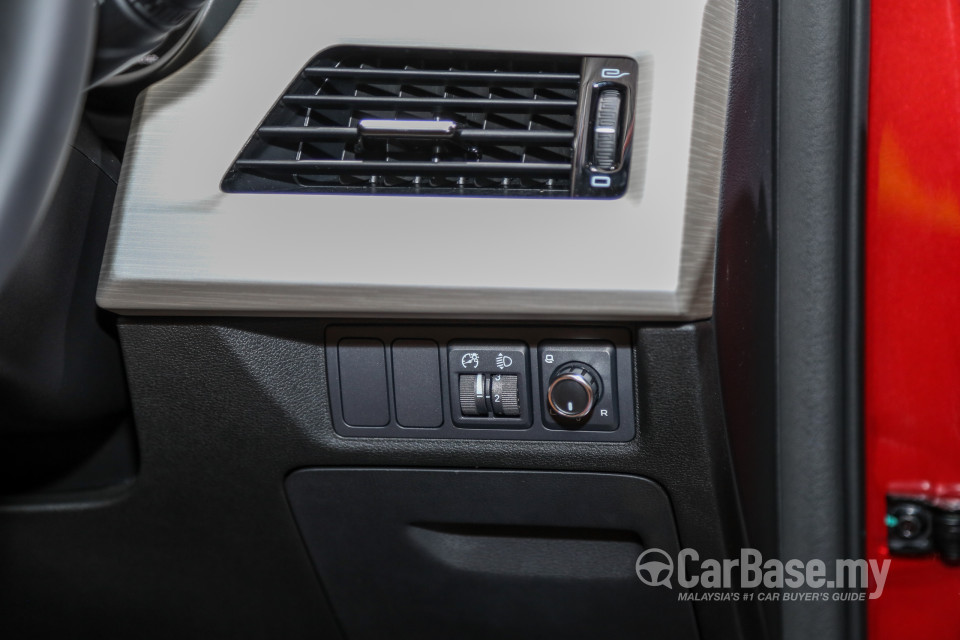 Proton X70 P7-90A (2018) Interior