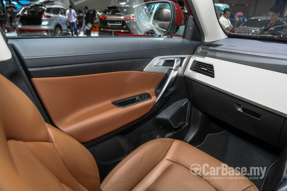 Proton X70 P7-90A (2018) Interior