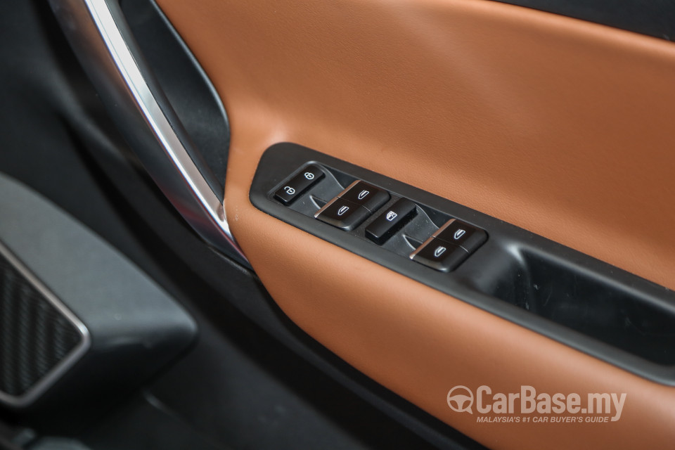 Proton X70 P7-90A (2018) Interior
