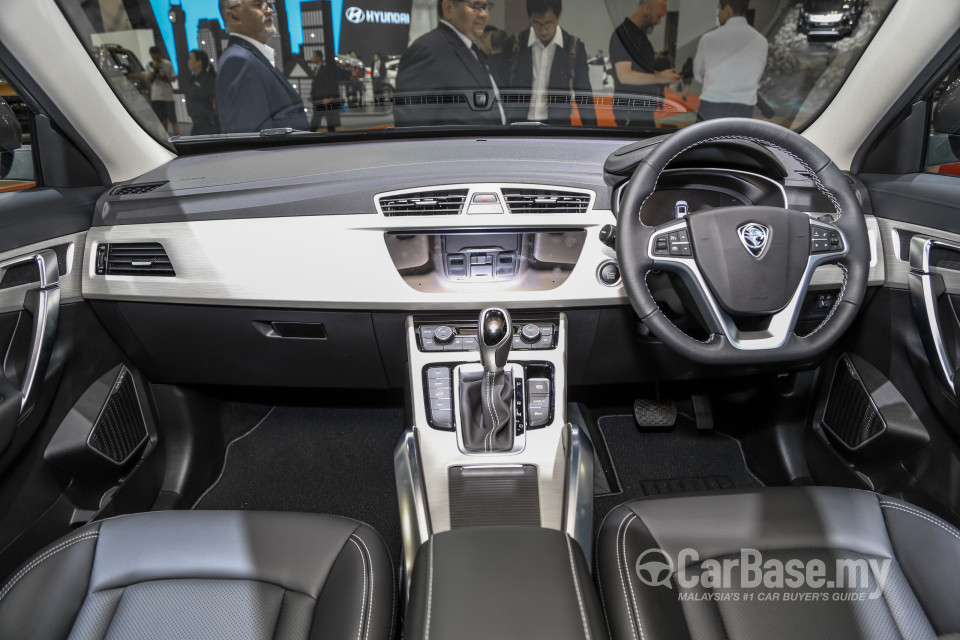 Proton X70 P7-90A (2018) Interior