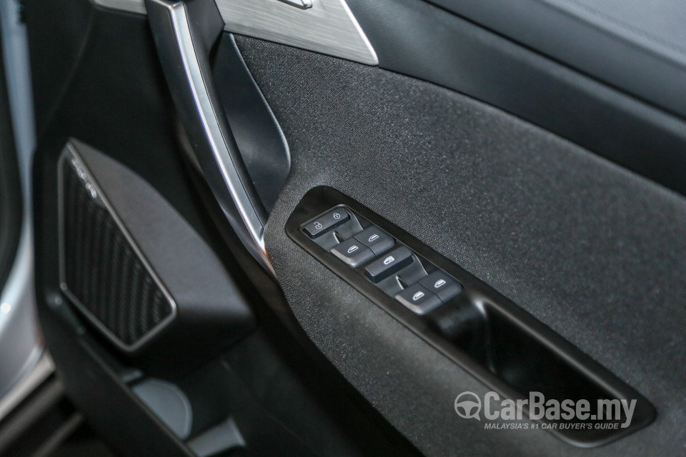 Proton X70 P7-90A (2018) Interior