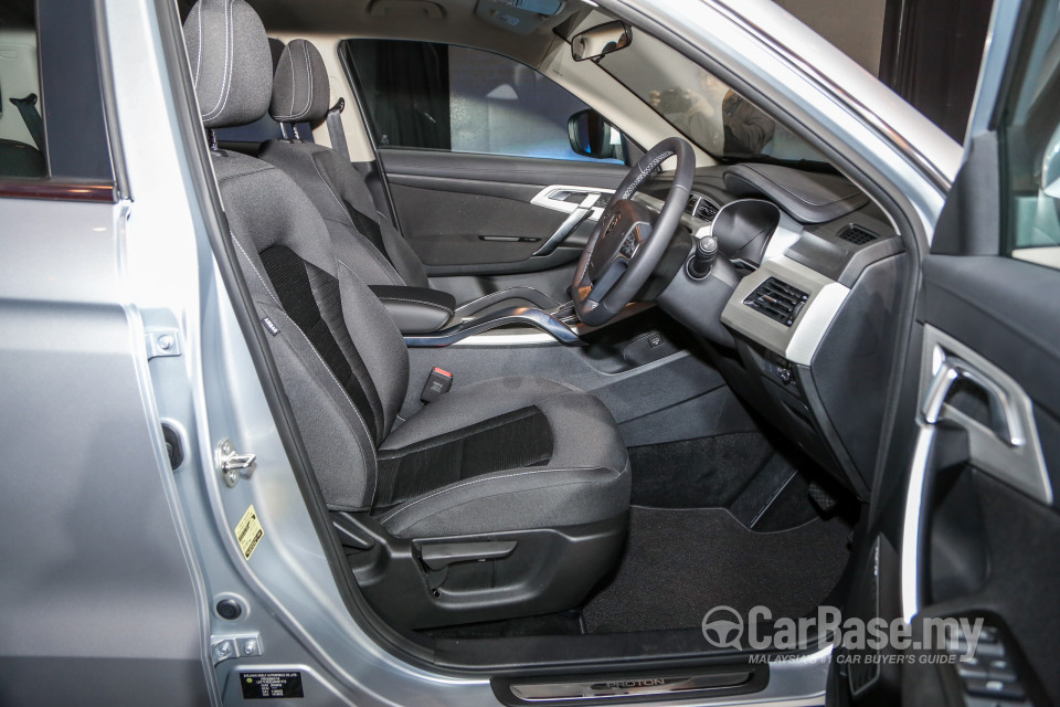 Proton X70 P7-90A (2018) Interior