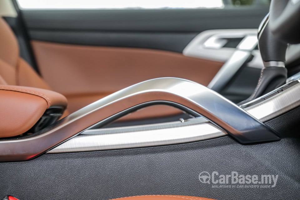 Proton X70 P7-90A (2018) Interior