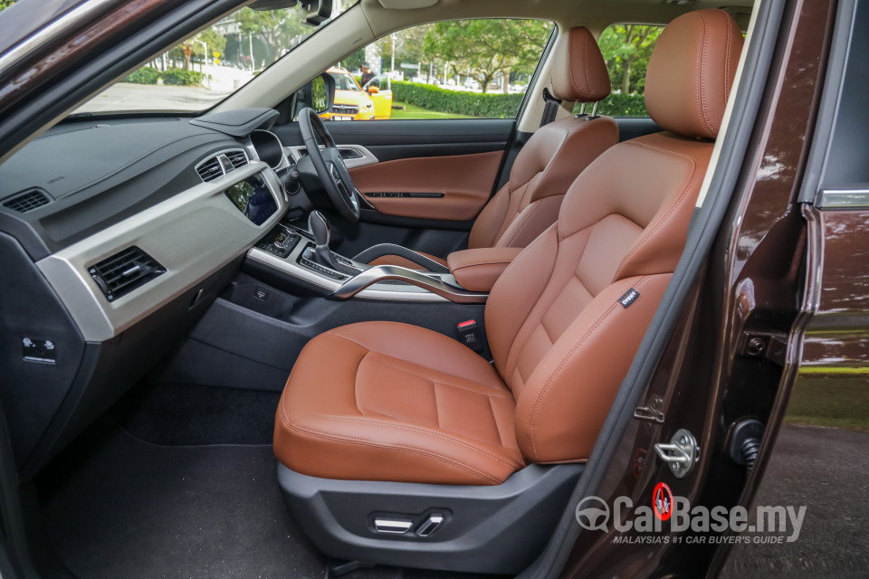 Proton X70 P7-90A (2018) Interior