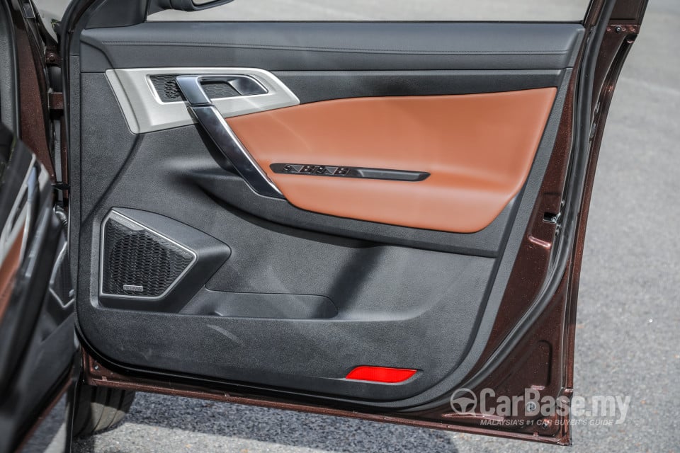 Proton X70 P7-90A (2018) Interior