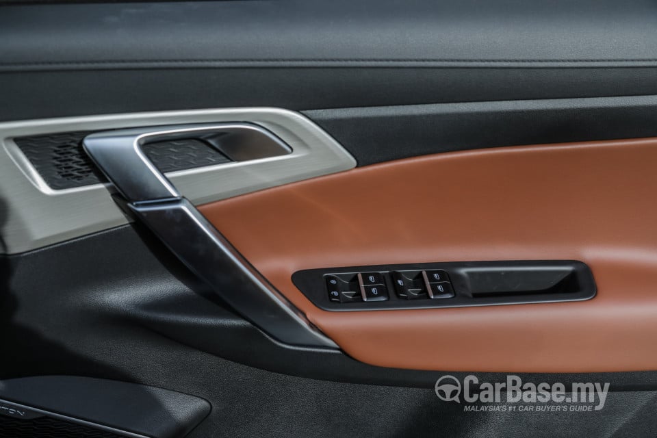 Proton X70 P7-90A (2018) Interior