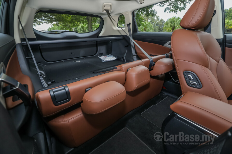 Toyota Fortuner AN160 (2016) Interior