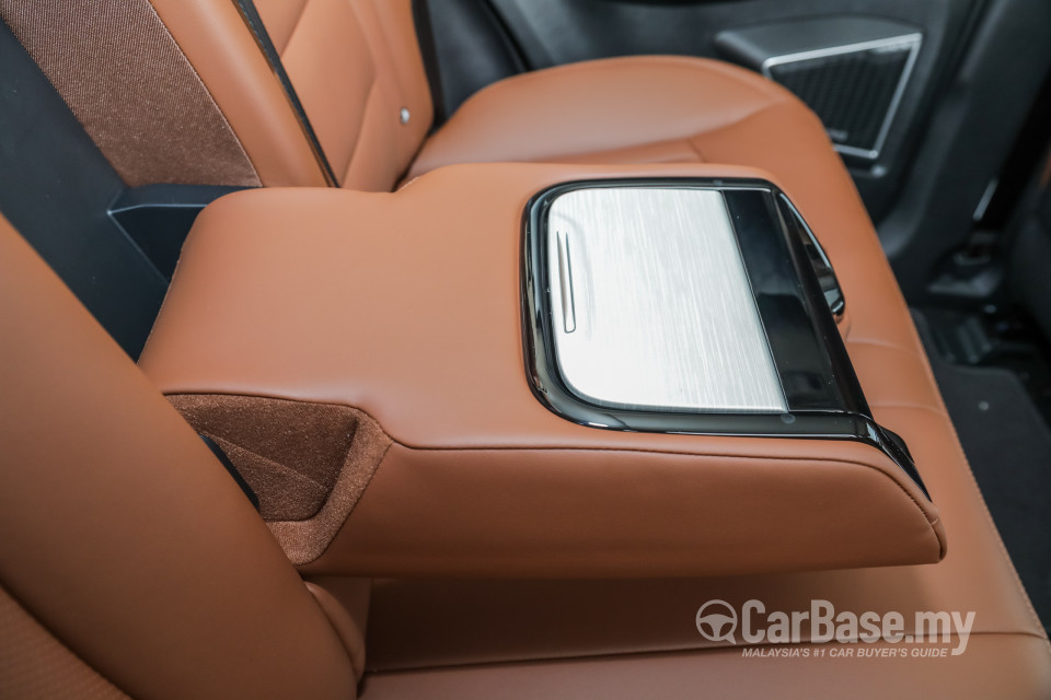 Proton X70 P7-90A (2018) Interior