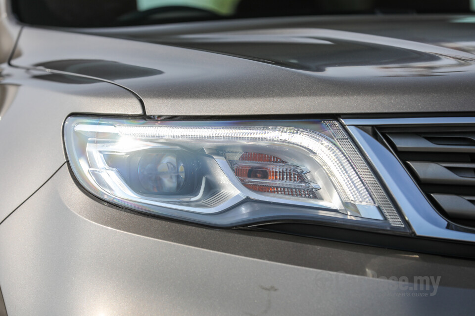 Nissan Grand Livina L11 Facelift (2013) Exterior