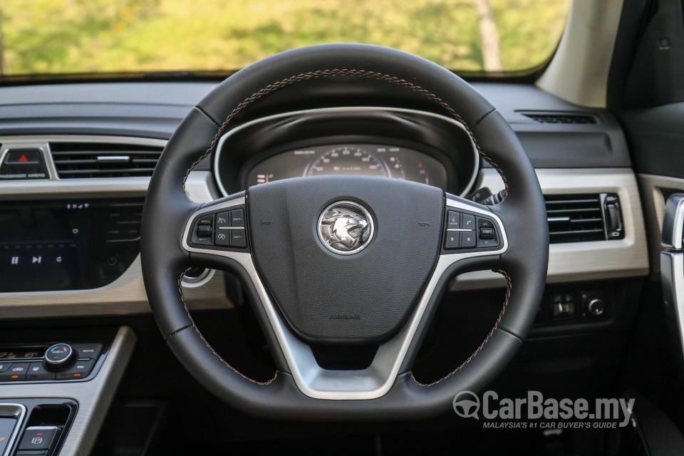 Proton X70 P7-90A CKD (2020) Interior