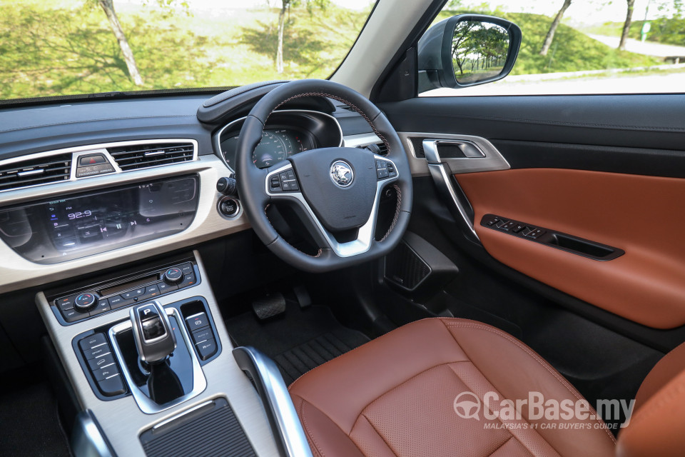 Proton X70 P7-90A CKD (2020) Interior