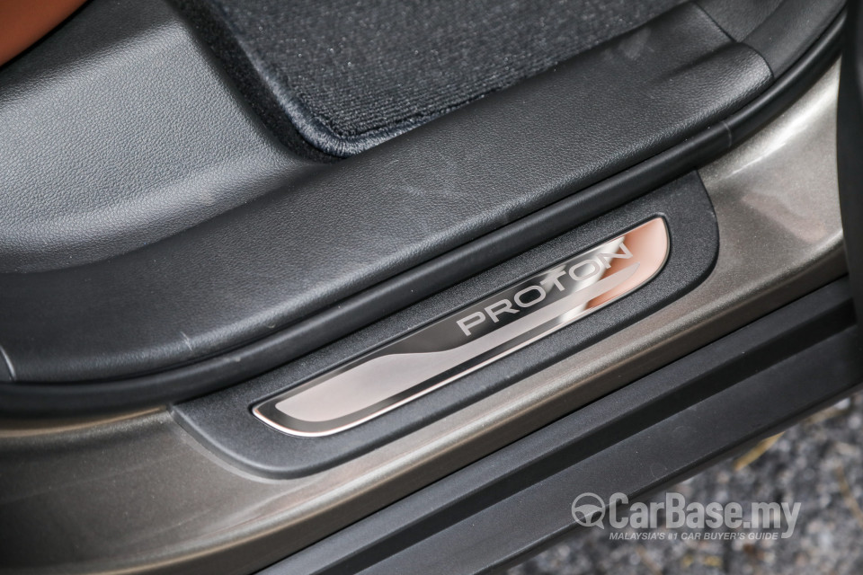 Proton X70 P7-90A CKD (2020) Interior