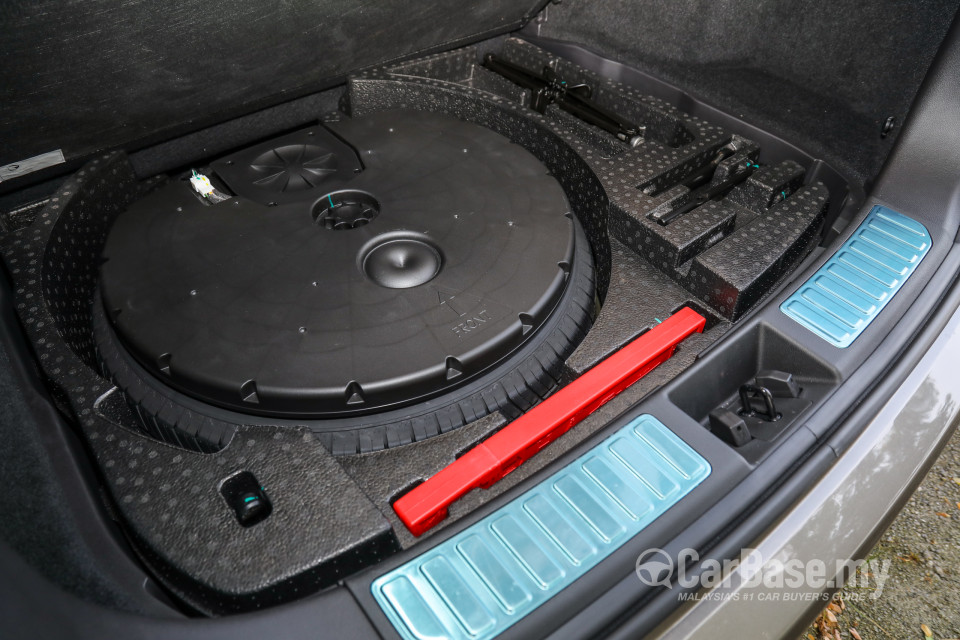 Proton X70 P7-90A CKD (2020) Interior