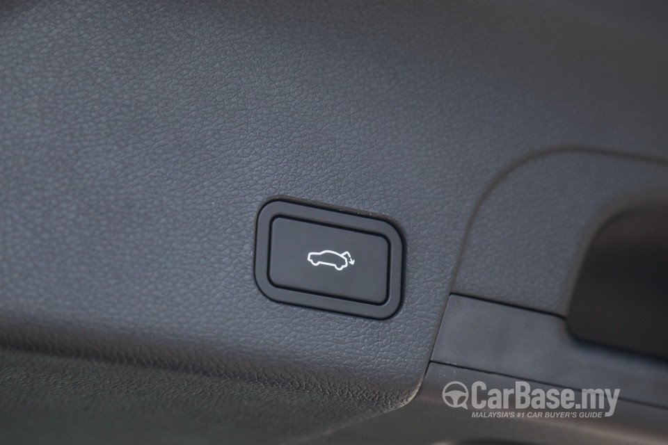 Proton X70 P7-90A CKD (2020) Interior