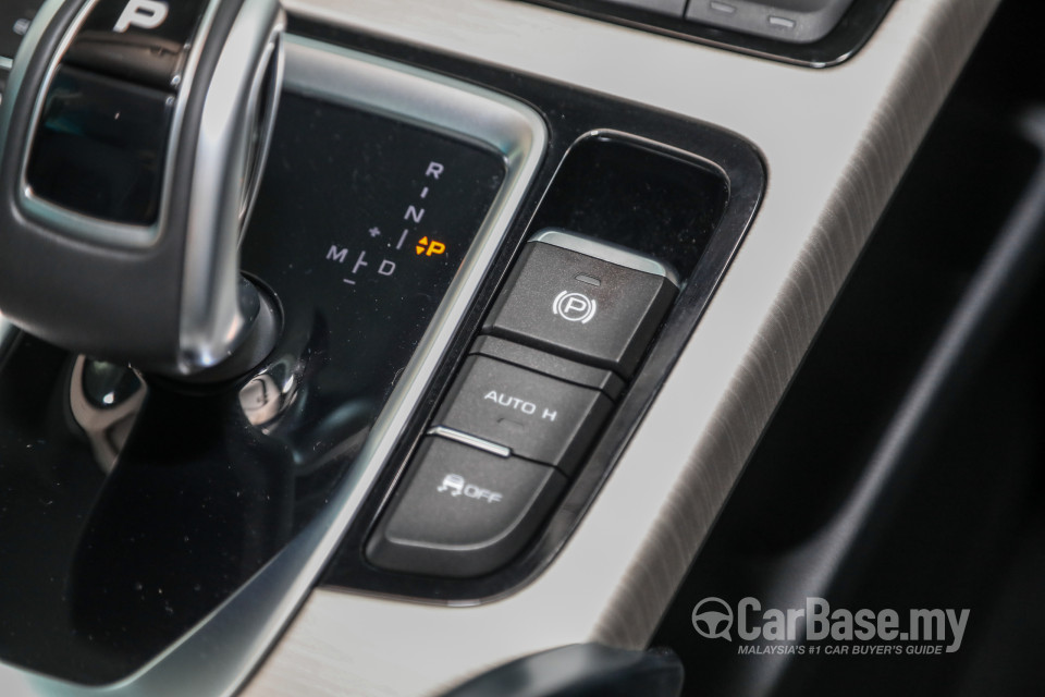 Proton X70 P7-90A CKD (2020) Interior