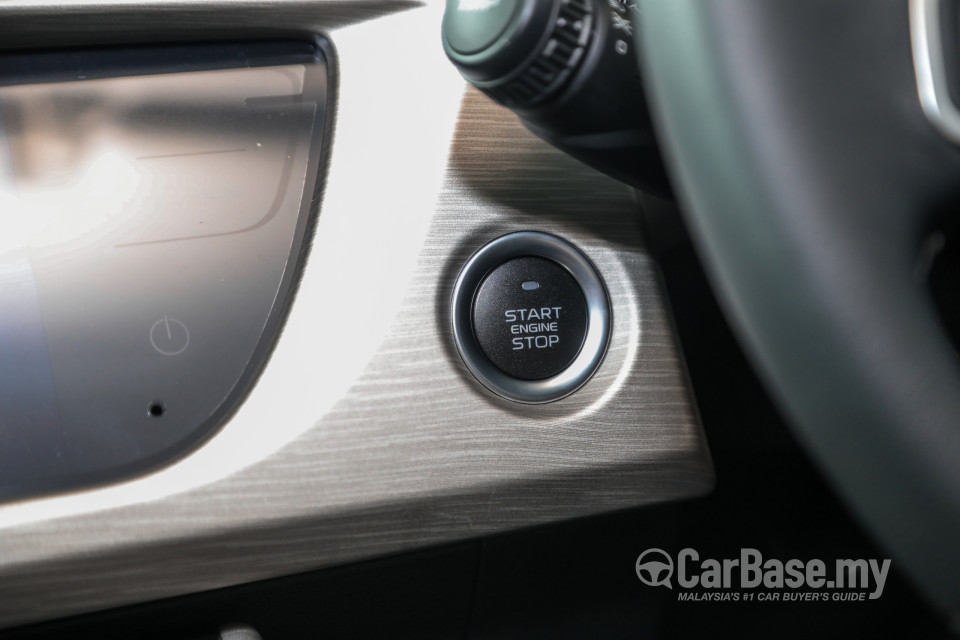 Proton X70 P7-90A CKD (2020) Interior
